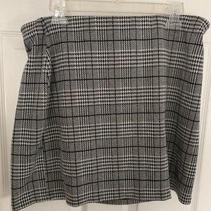 H&M Plaid Mini Skirt